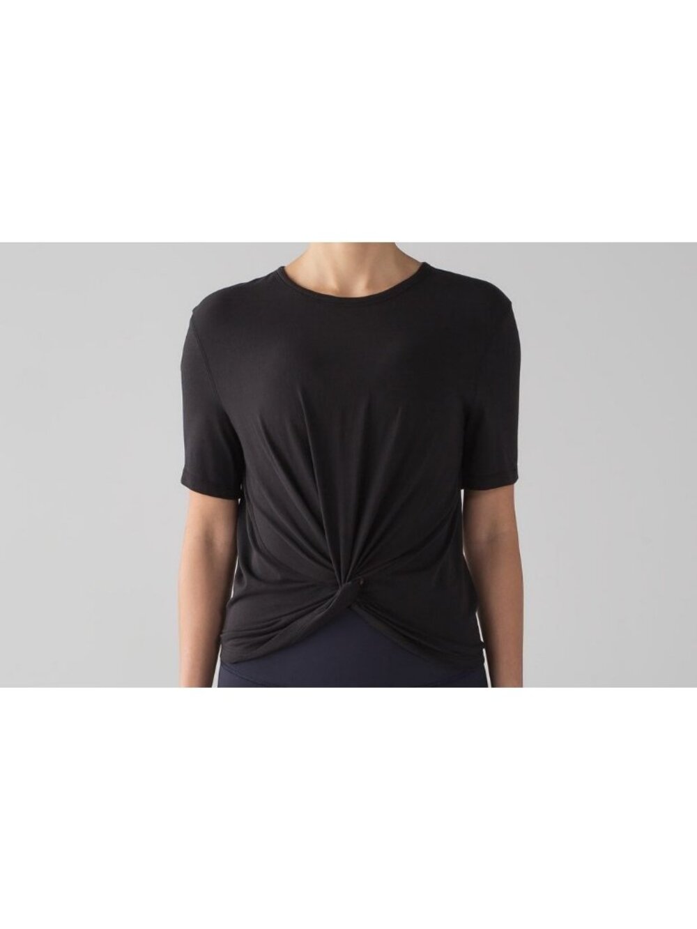 Lululemon Crescent Tee Shirt Black Twist Knot Front Cropped Women's XS or S